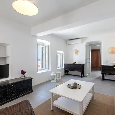 Villa Josephine - 1882